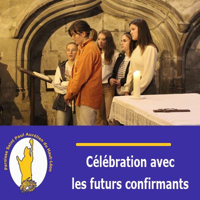 Célébration avec les futurs confirmants